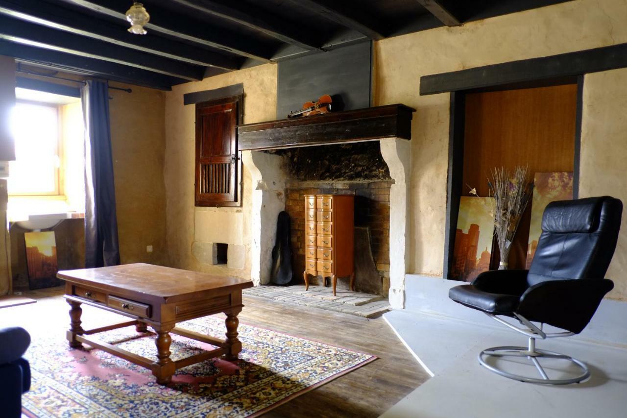 Chambres Des Forges Cellefrouin Eksteriør billede